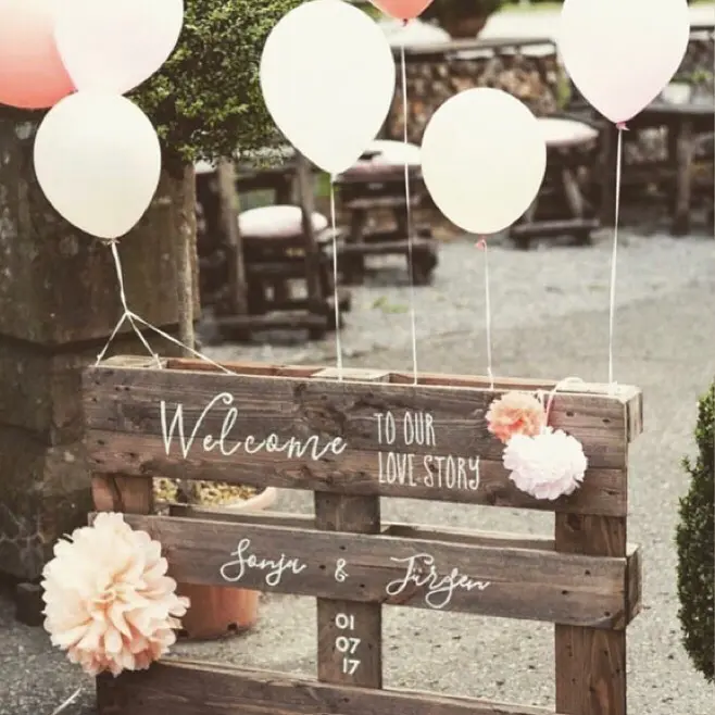Pallets and Balloons Welcome Sign